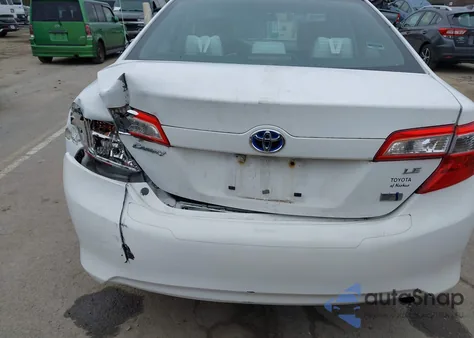 2012 Toyota Camry Hybrid Le z USA, uszkodzony, nr VIN 4T1BD1FK8CU019657